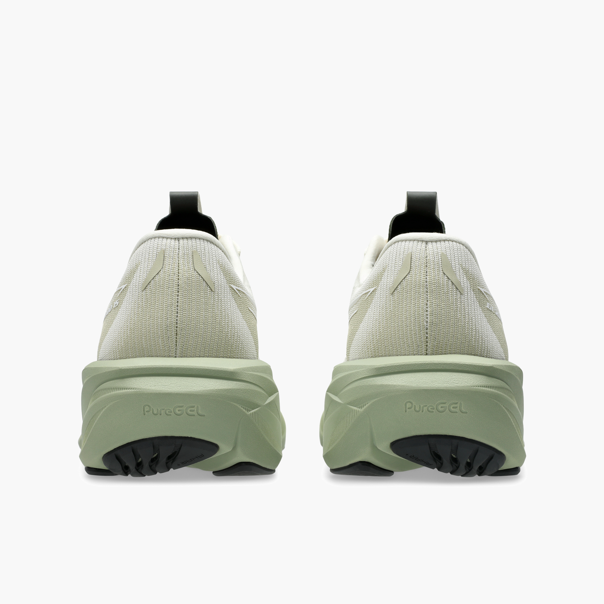 Heel angle shot of Men's GT-2000 15 in Birch / Khaki Green