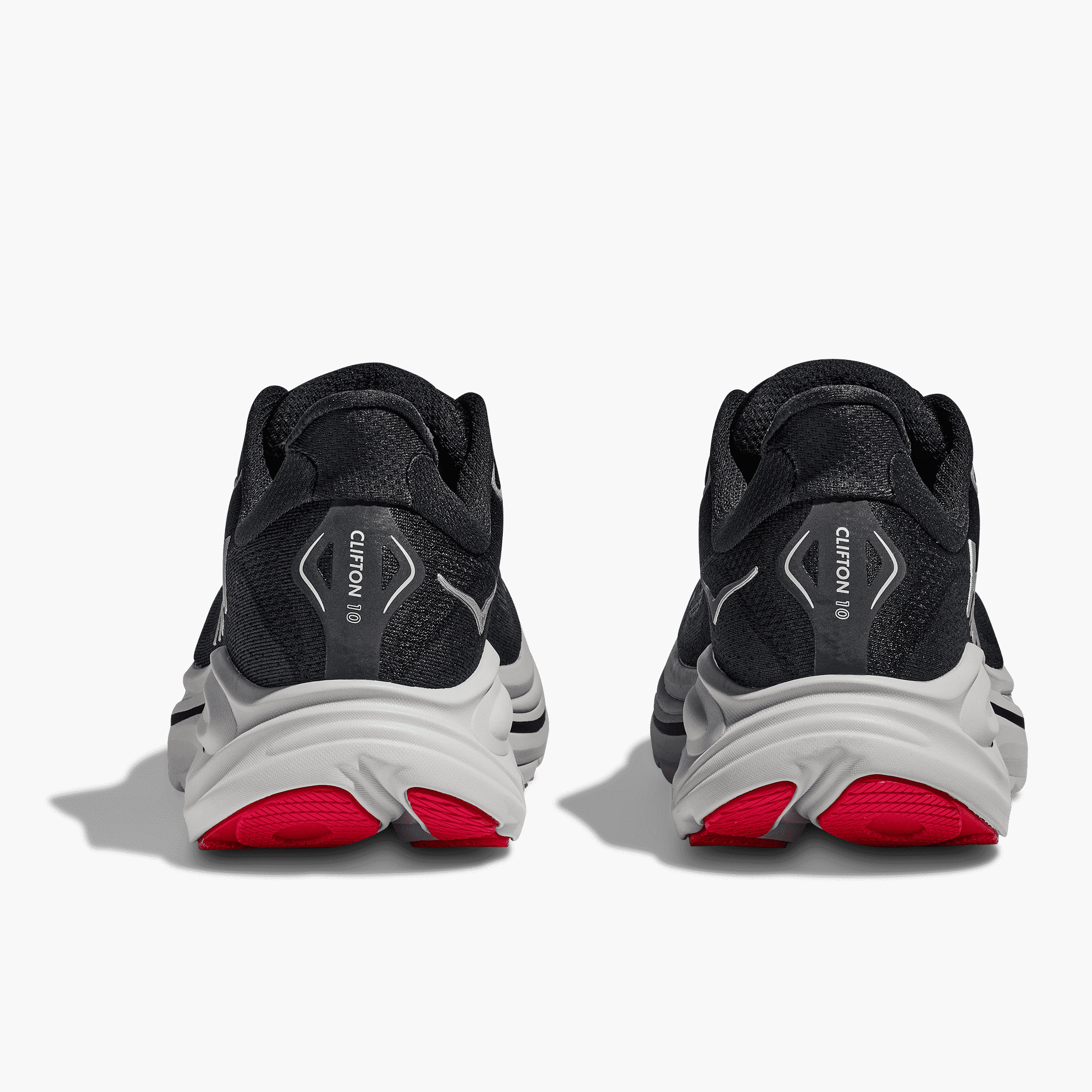 Heel angle shot of Men's Clifton 10 in Black  /  Silver