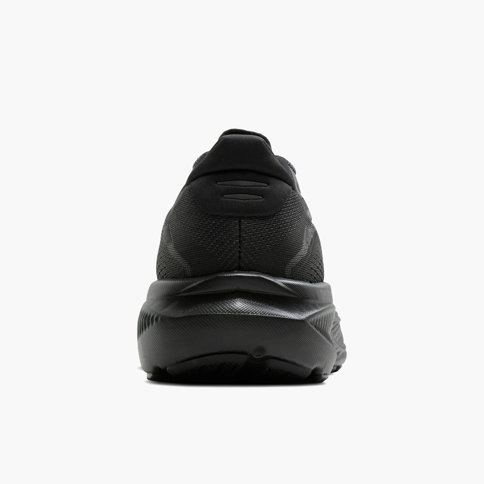 Heel angle shot of Women's Ghost 18 in Black / Black / Ebony