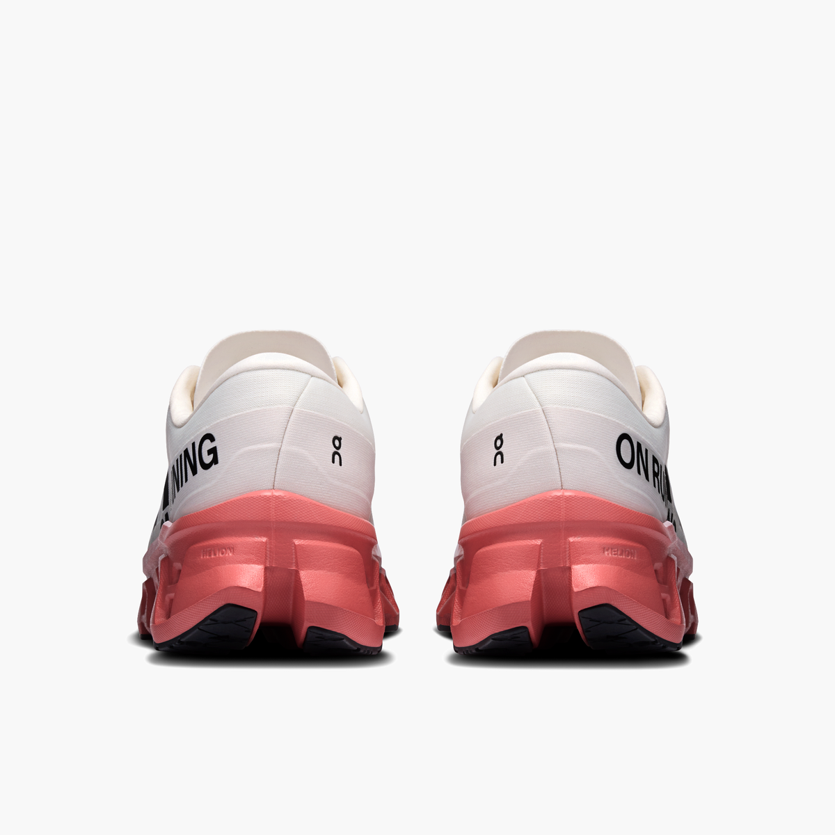 Heel angle shot of Men's Cloudmonster 3 in Ivory | Dustrose