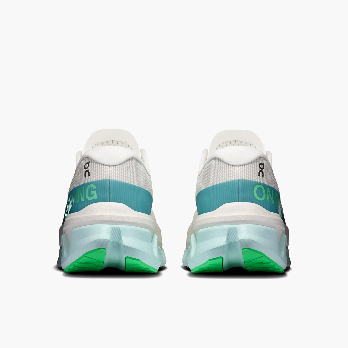 Heel angle shot of Men's Cloudmonster 3 Hyper in Ivory | Flurry