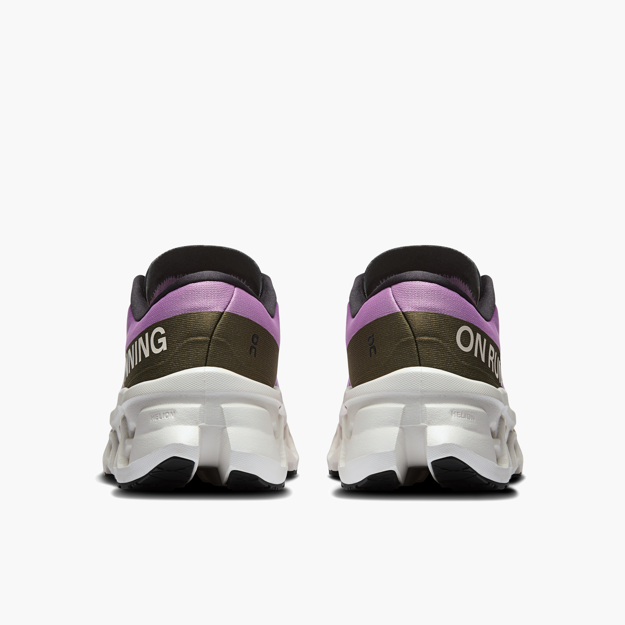 Heel angle shot of Women's Cloudmonster 3 in Sakura | Ivory