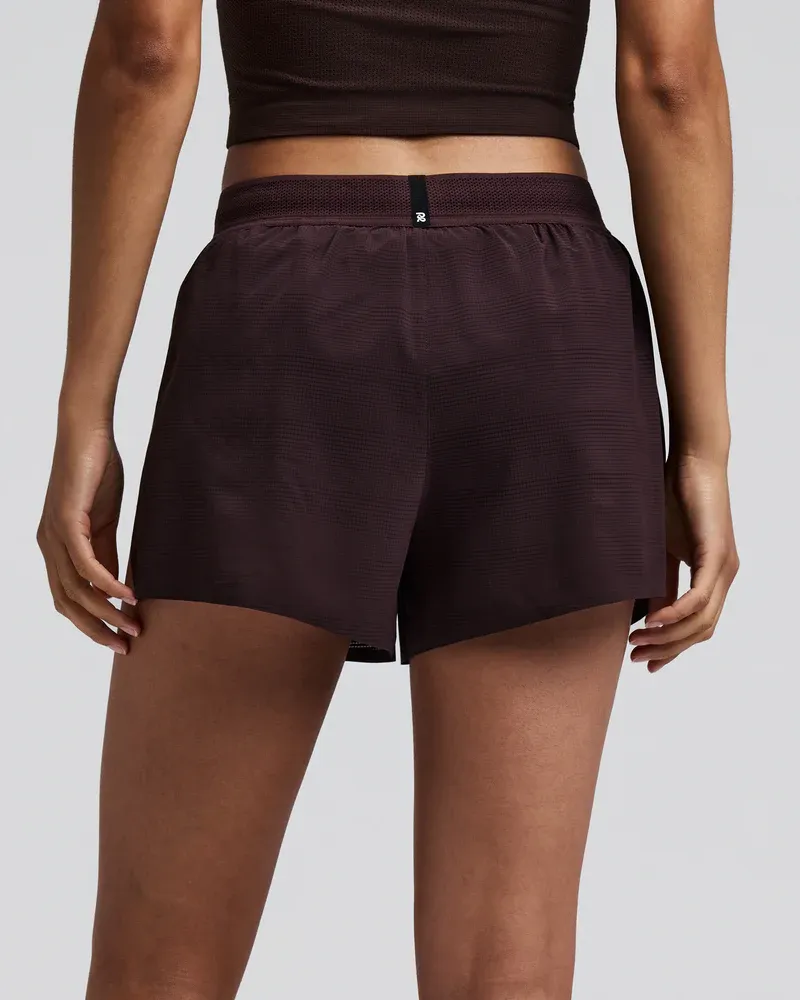 Women s CoolGrid Split Shorts 3 in Espresso - 6