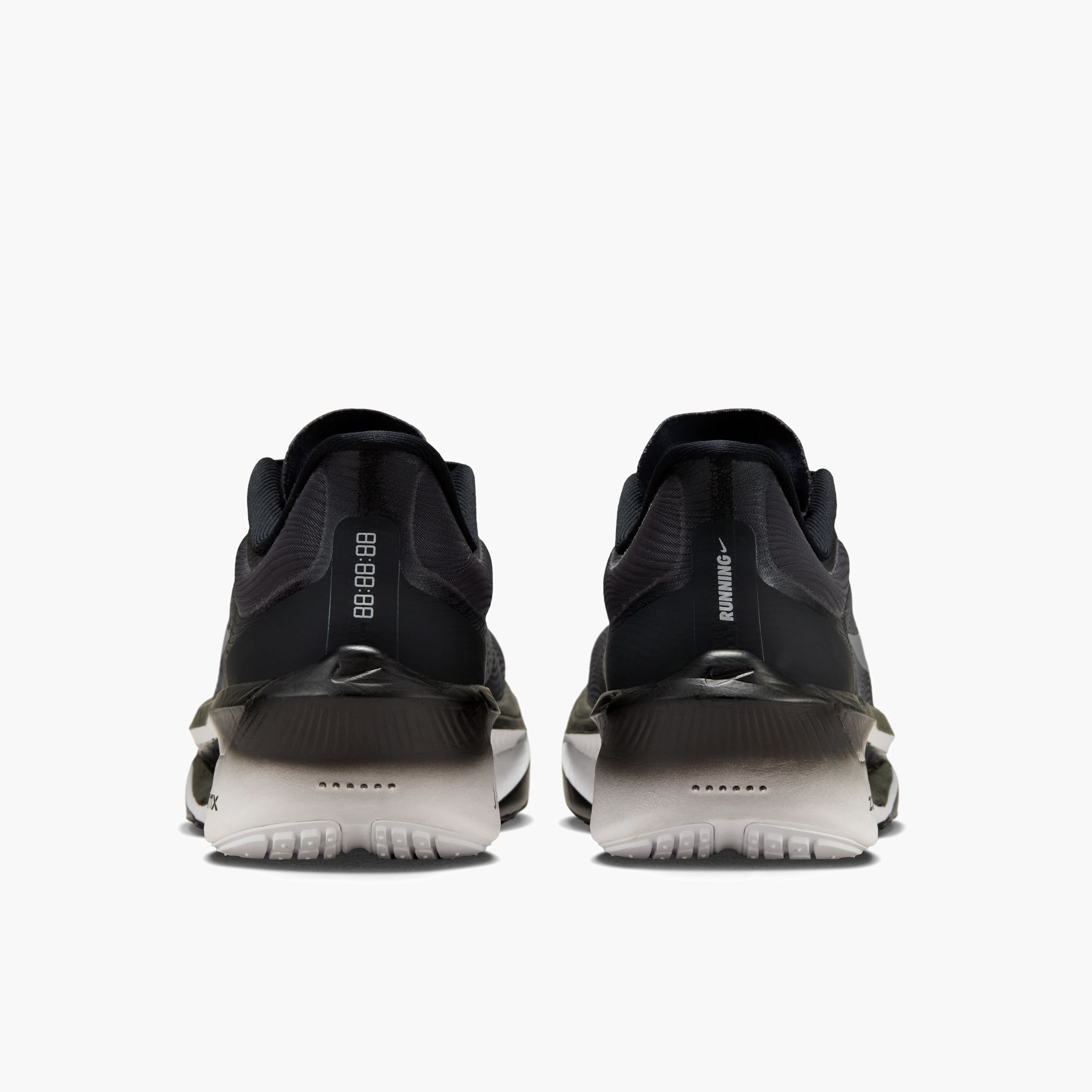 Heel angle shot of Women's Zoom Fly 6 in Black / White-Lt Smoke Grey