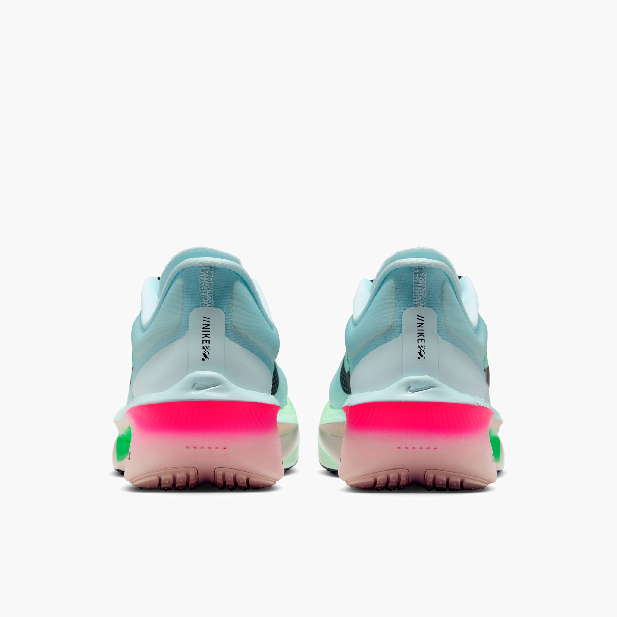 Heel angle shot of Women's Zoom Fly 6 in Glacier Ice / Black-Hyper Pink-Green Shock