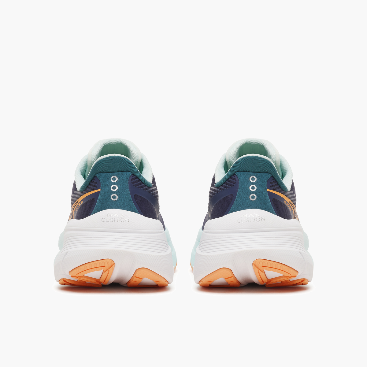 Heel angle shot of Women's Guide 19 in Naval / Spa