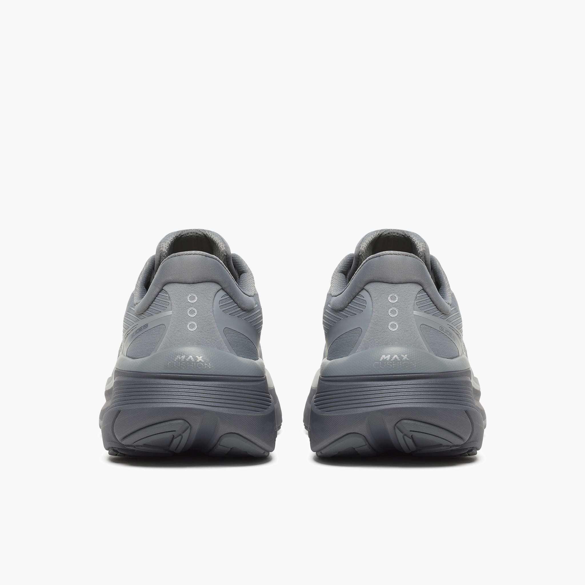 Heel angle shot of Men's Guide 19 in Fossil / Carbon