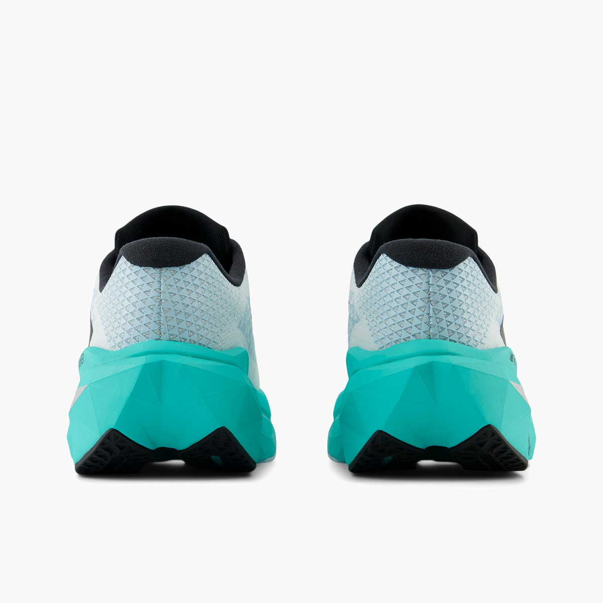 Heel angle shot of Women's Supercomp Trainer v3 in White