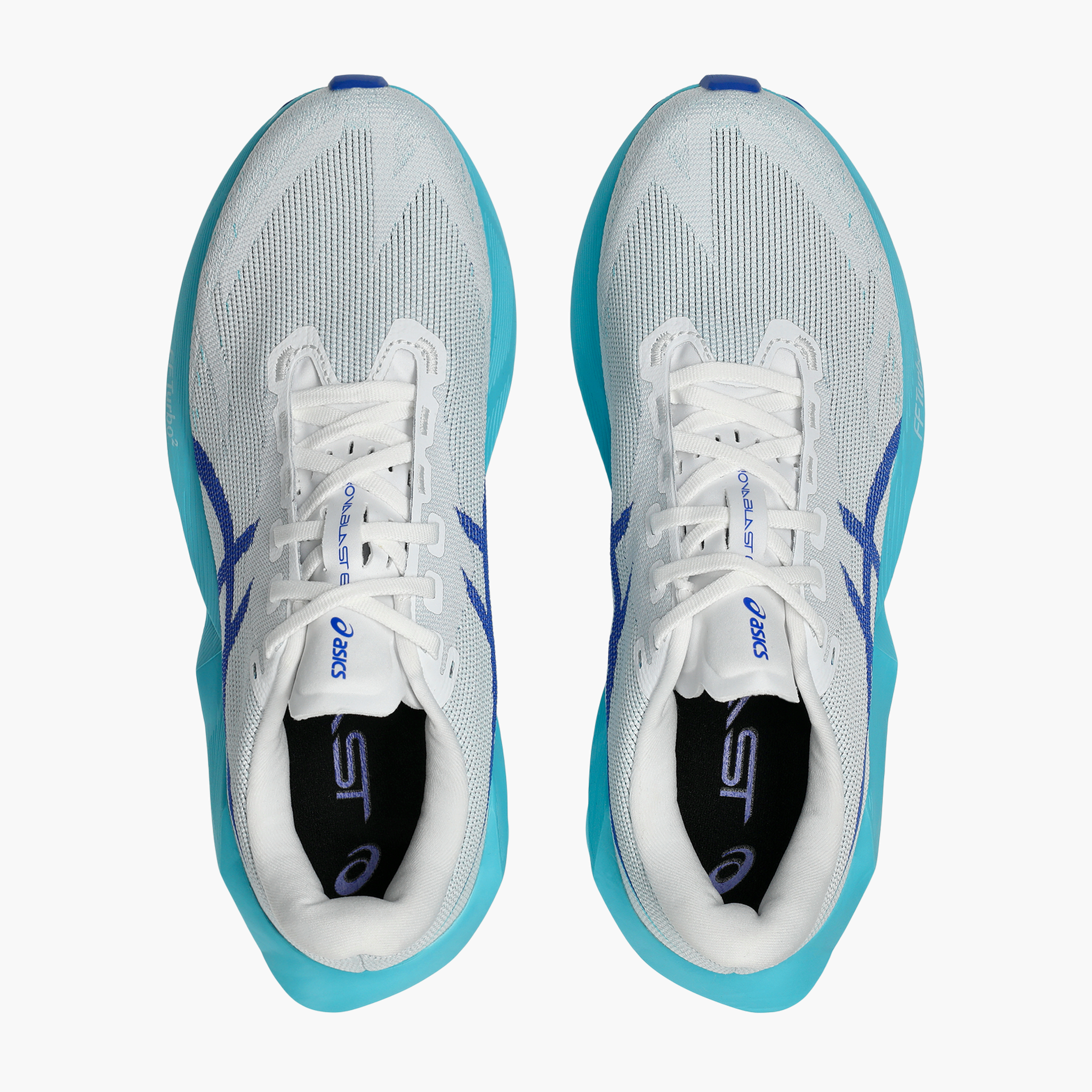 Overhead angle shot of Men's Novablast 6 in White / Energy Aqua