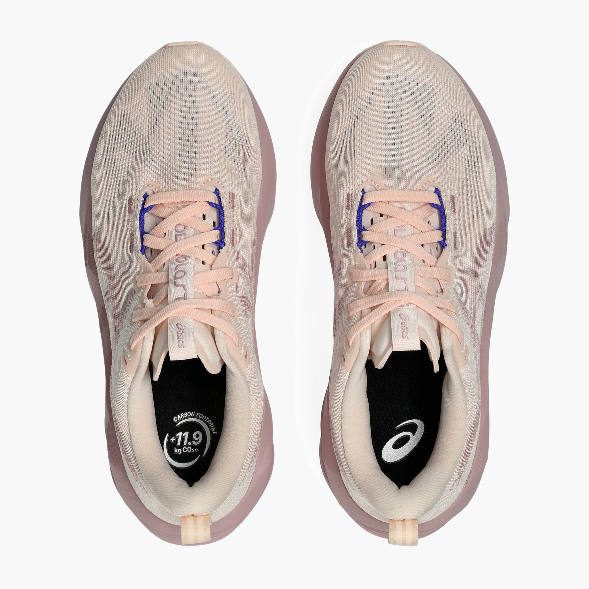 Overhead angle shot of Women's Novablast 5 in Pearl Pink / Morganite