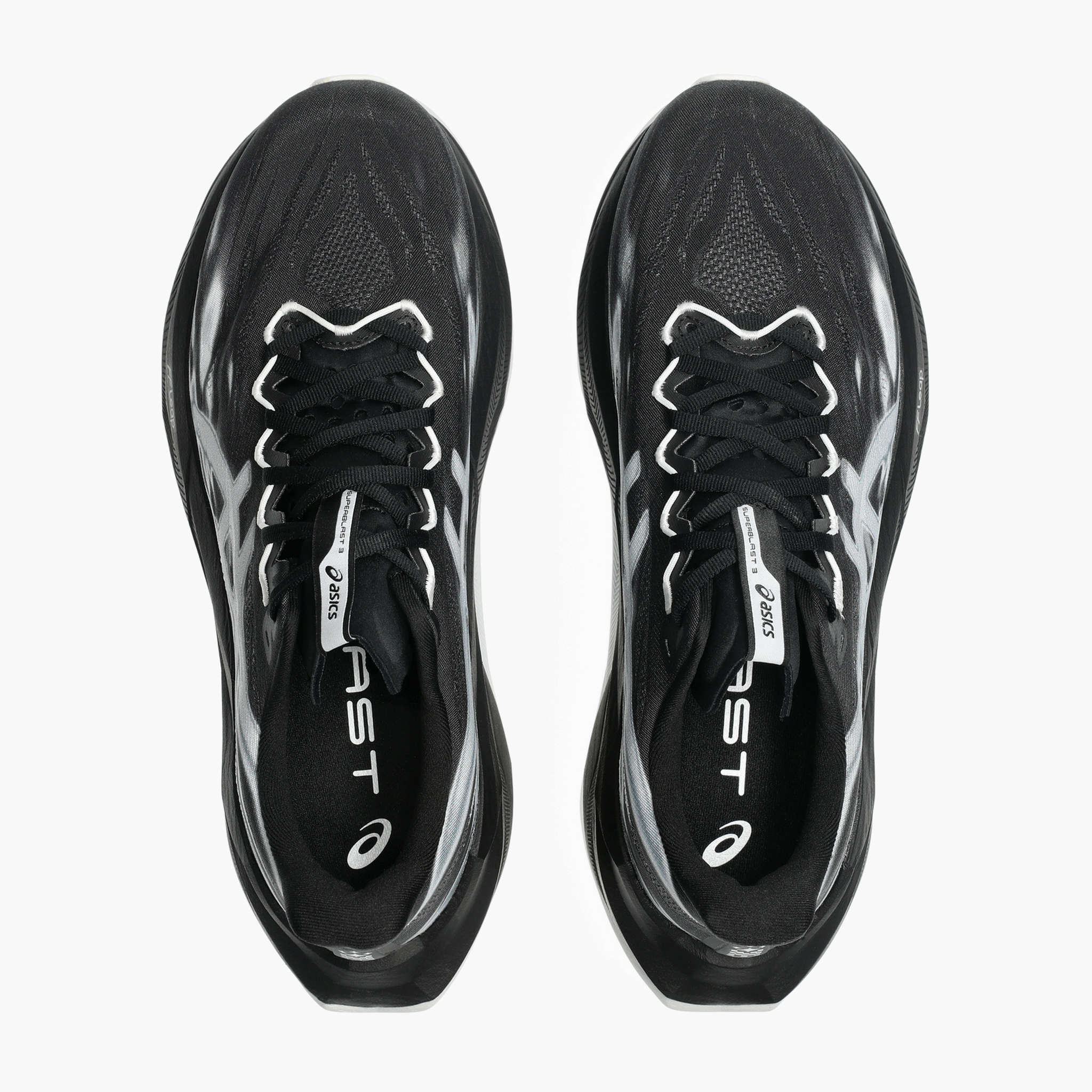 Overhead angle shot of All Gender Superblast 3 in Black / Black