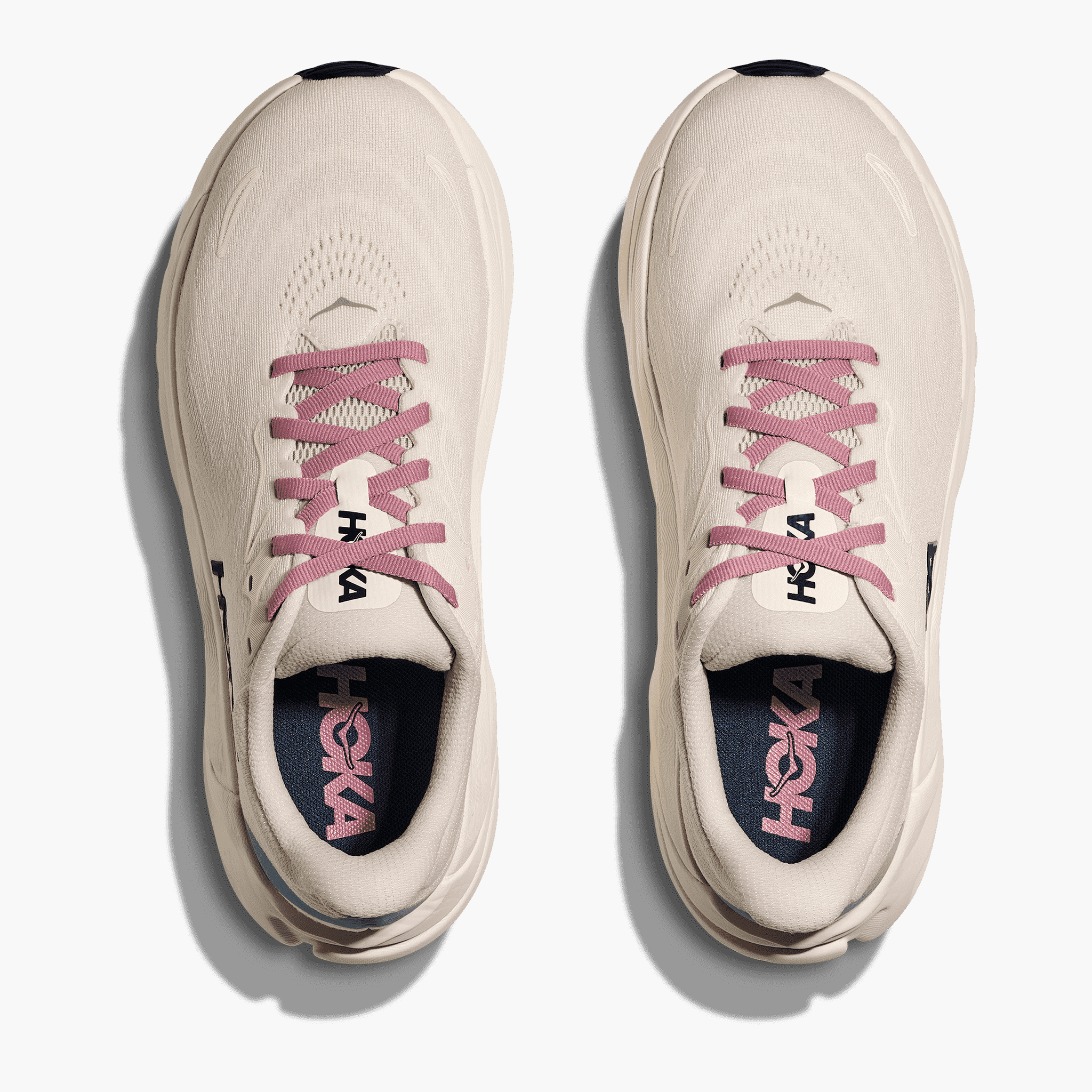 Overhead angle shot of Women's Arahi 8 in Rose Cream  /  Alabaster