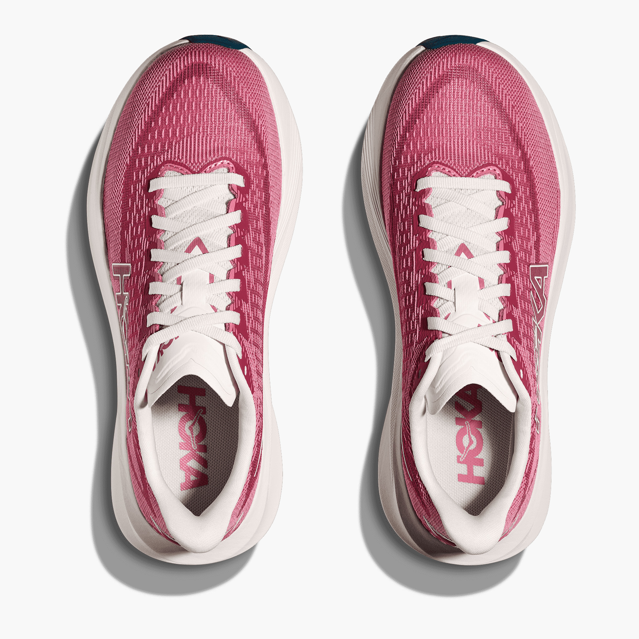 Overhead angle shot of Women's Mach 7 in Lingonberry  /  Cranberry