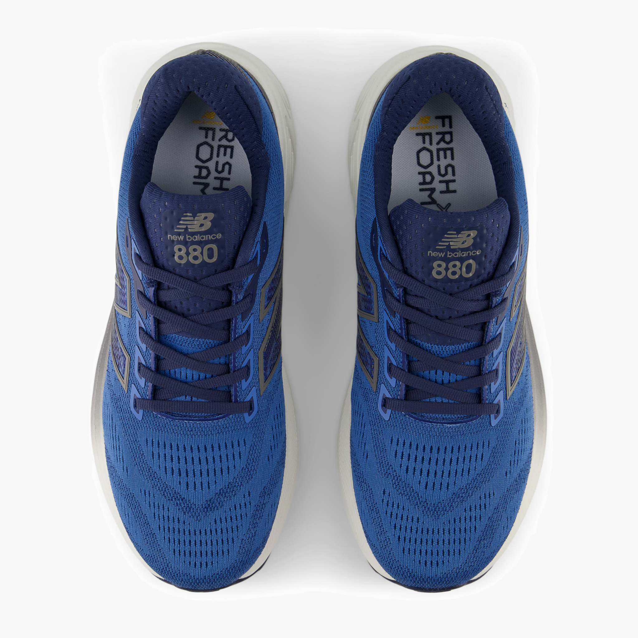 Overhead angle shot of Men's 880 v15 in Sea Stone