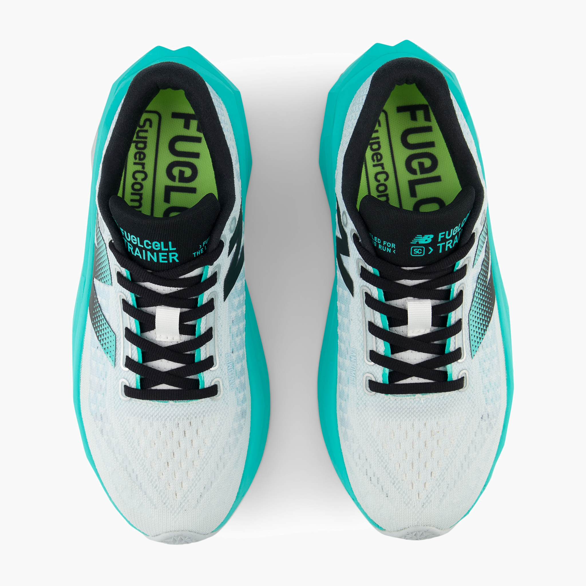 Overhead angle shot of Women's Supercomp Trainer v3 in White