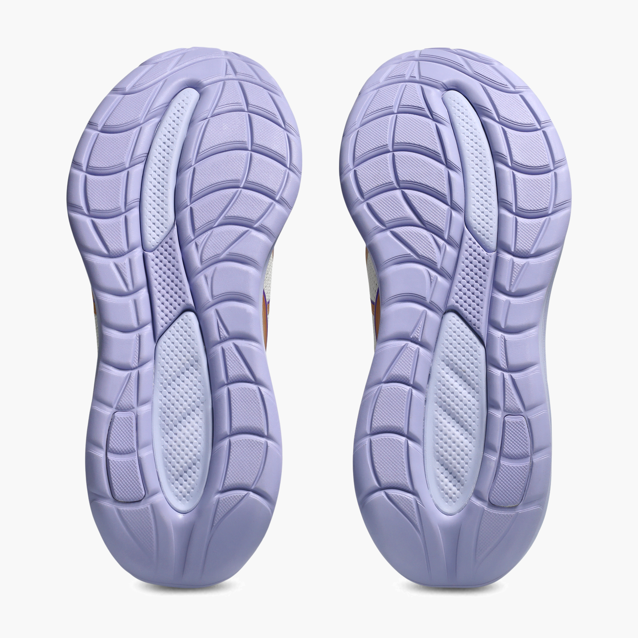 Sole angle shot of Women's Gel-Cumulus 28 in Oatmeal / Fresh Air
