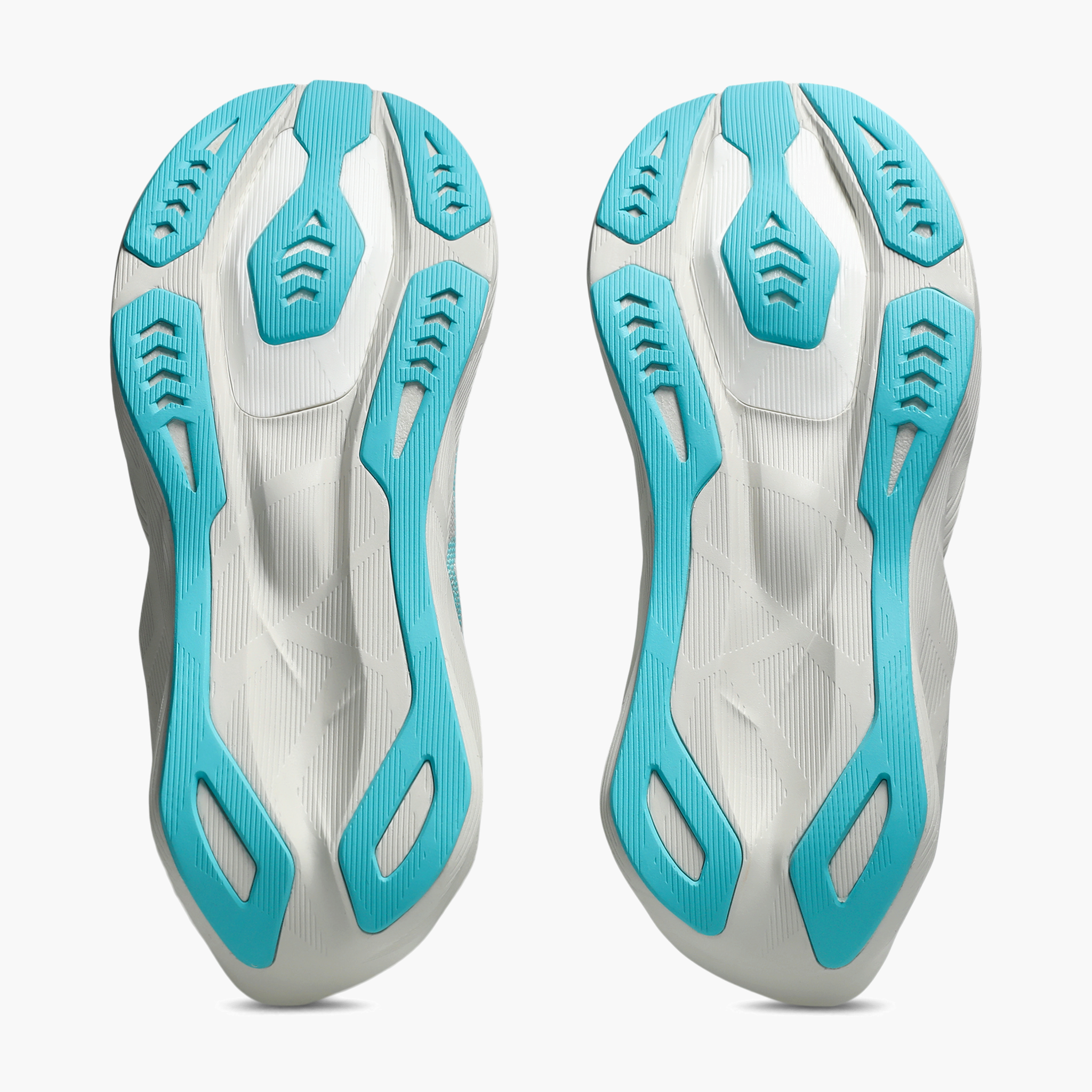 Sole angle shot of Women's Novablast 6 in Soft Oat / Energy Aqua