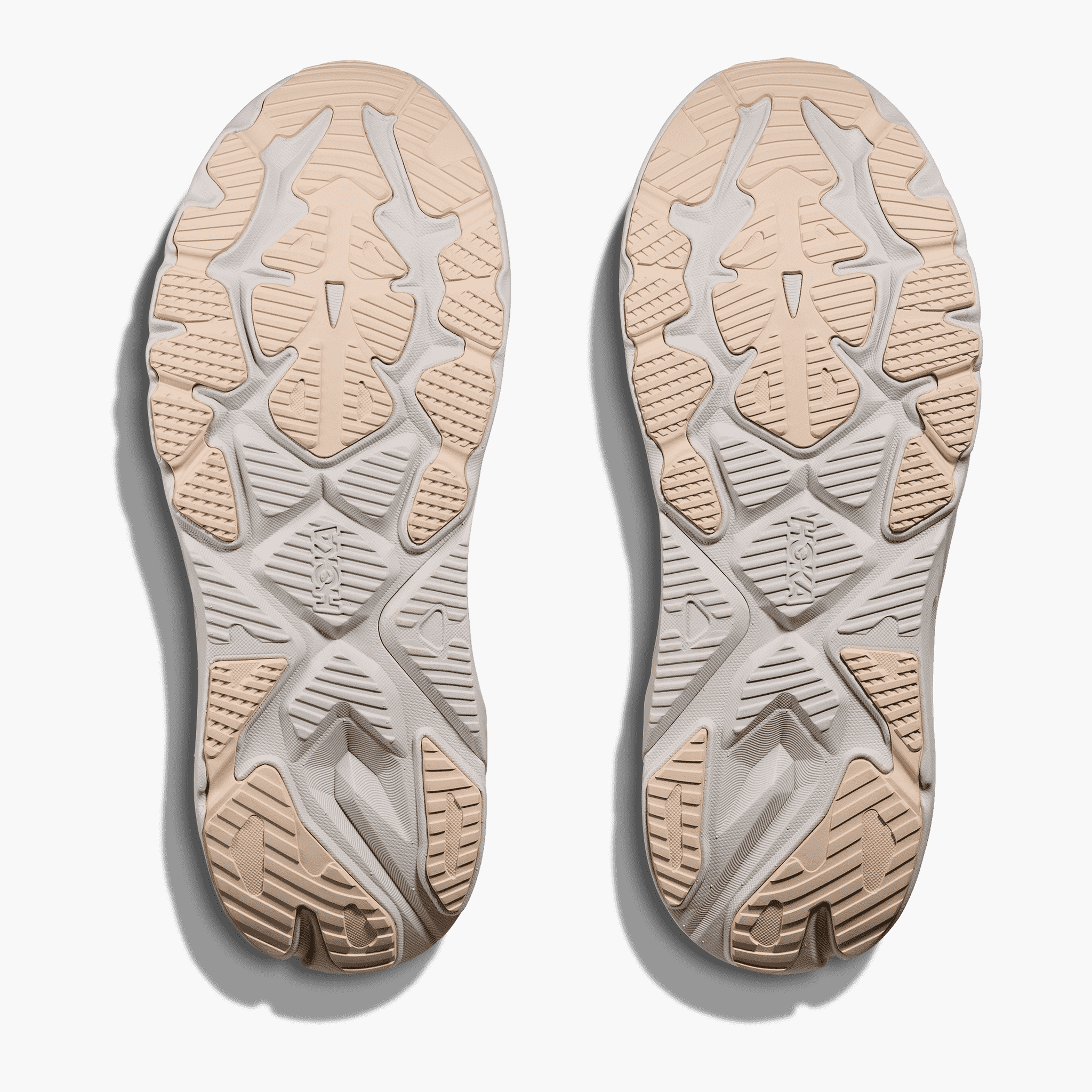 Sole angle shot of Men's Arahi 8 in Grout  /  Putty