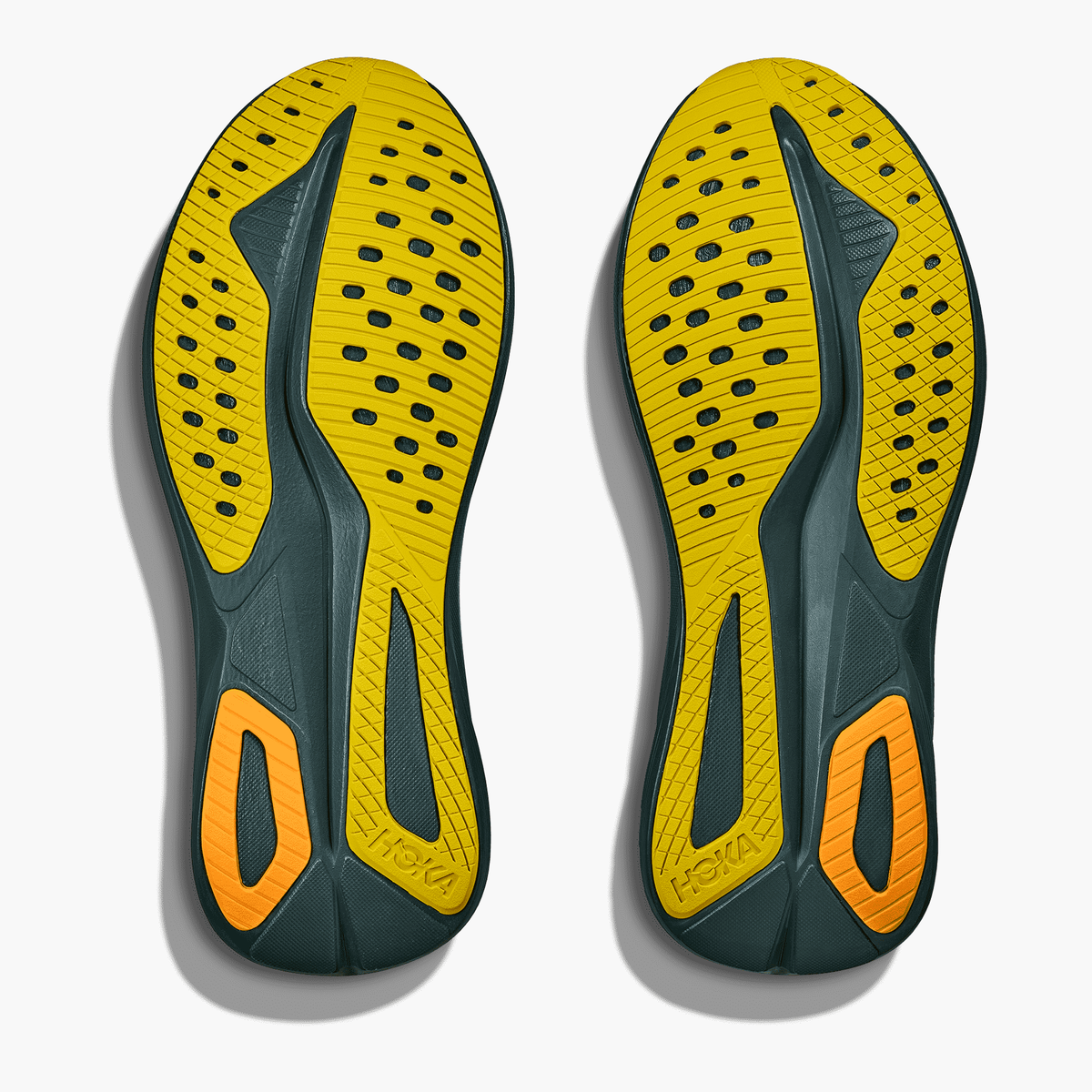 Sole angle shot of Men's Mach 7 in Sage  /  Bay Leaf