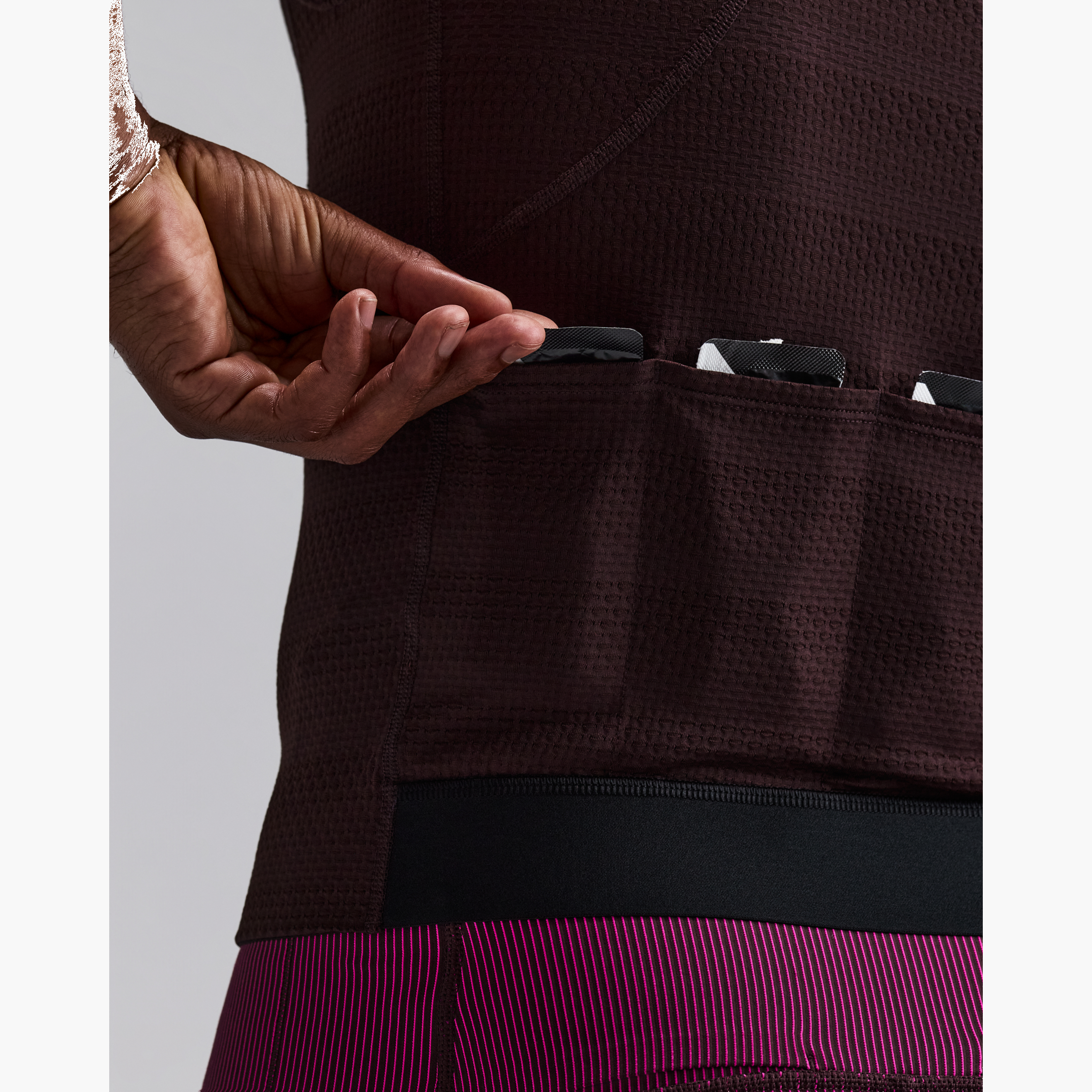 Men's AirKnit Distance Sleeveless Zip — Espresso — image 6