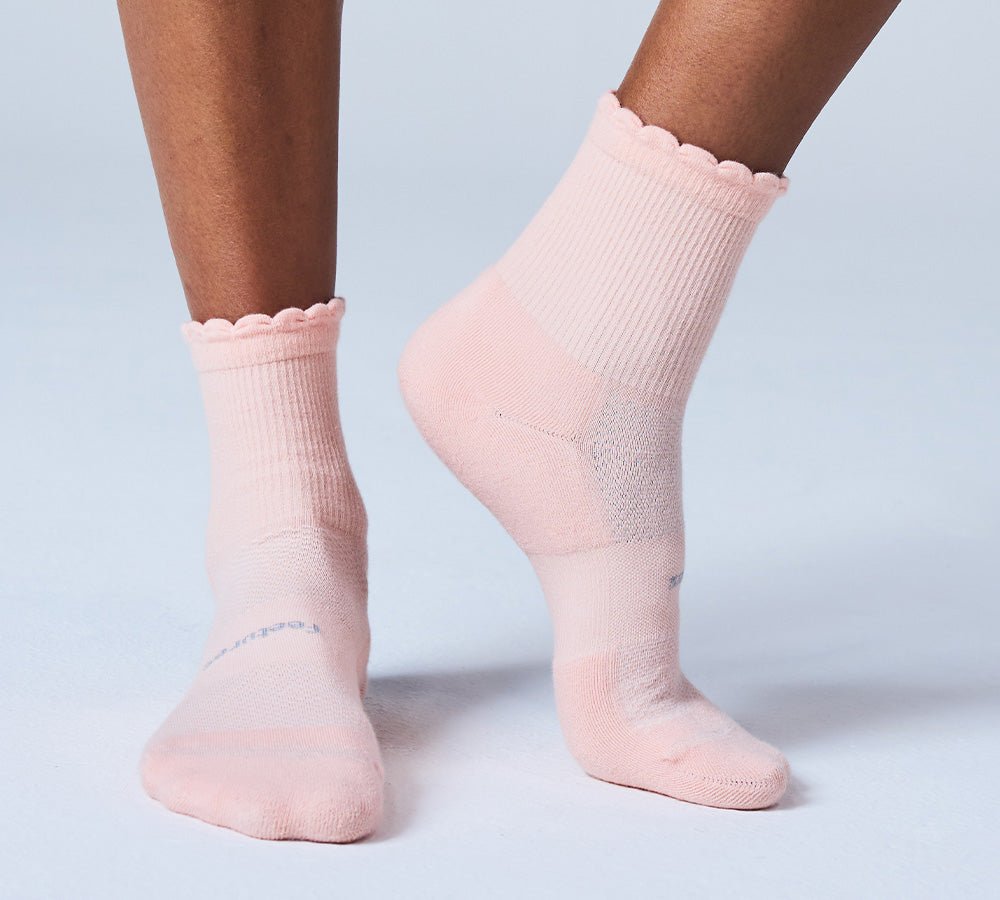 High Performance Max Cushion Quarter Tall Scallop Sock — Performance starts with support.
