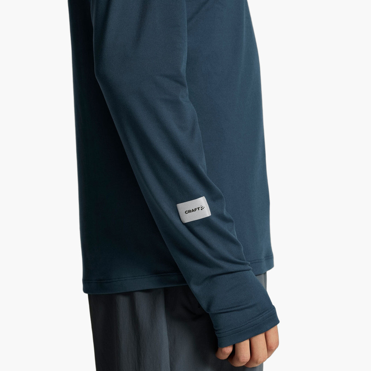 Men's Subz Thermal Hood — editorial source 6 [C17994-NORTH]