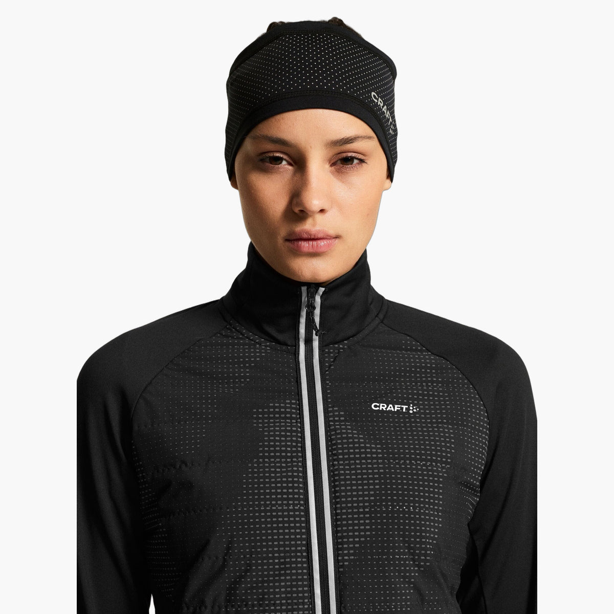Women's Subz Lumen Jacket — editorial source 3 [C18267-BLACK/GREY]