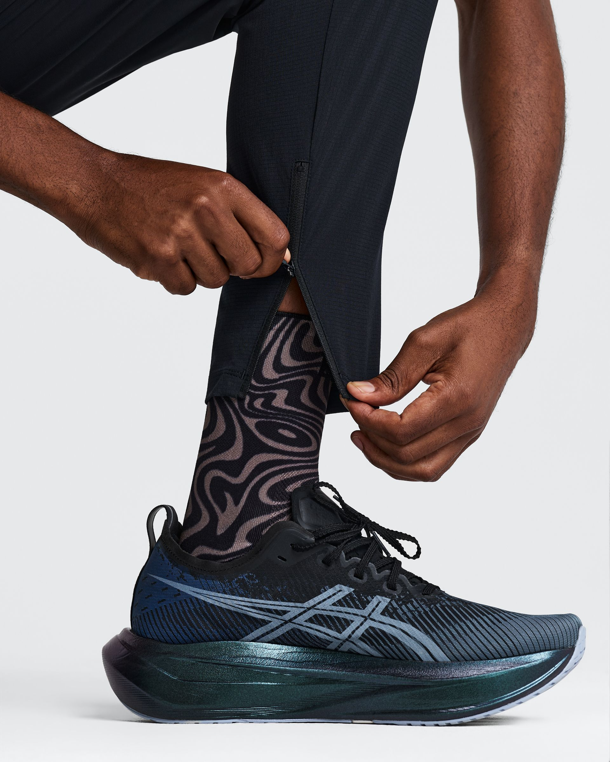Men's System-R Run Pant — Sweat-Wicking
