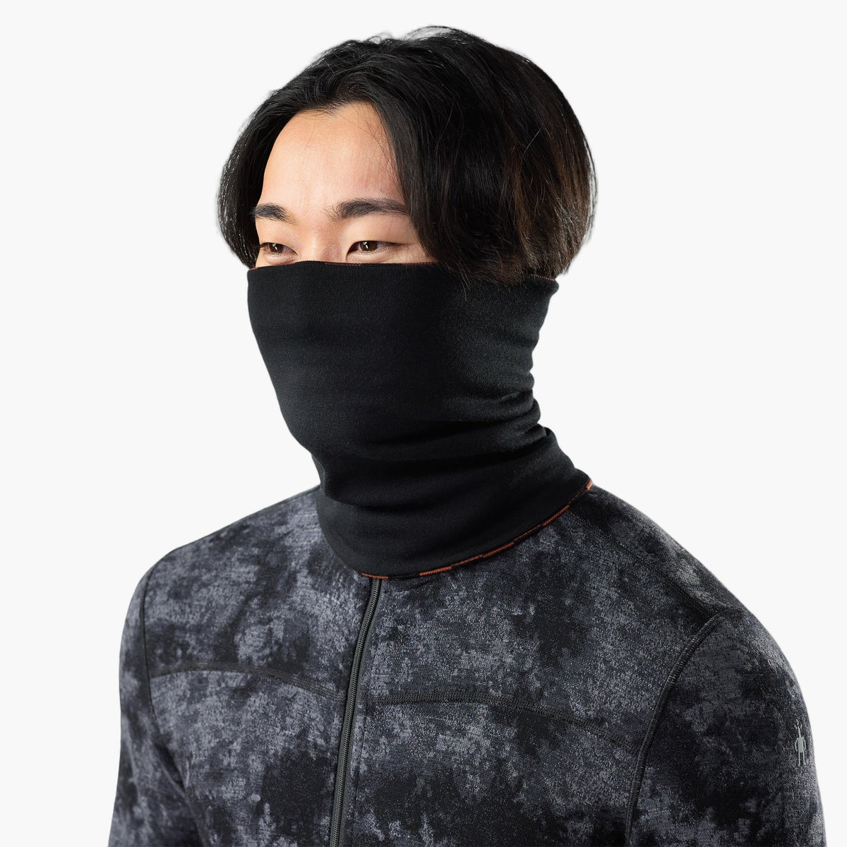 Thermal Merino Reversible Neck Gaiter — on-body source 1 [SW017071-R33]