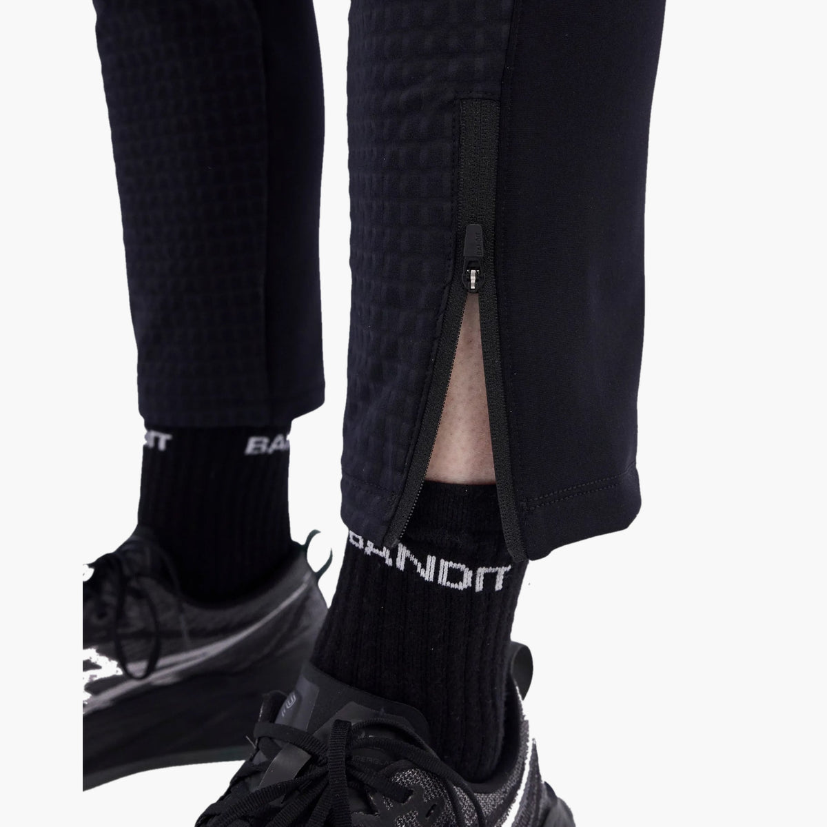 Women's Superwarm Run Pant — on-body source 7 [WBLGP003WI25BB.S]