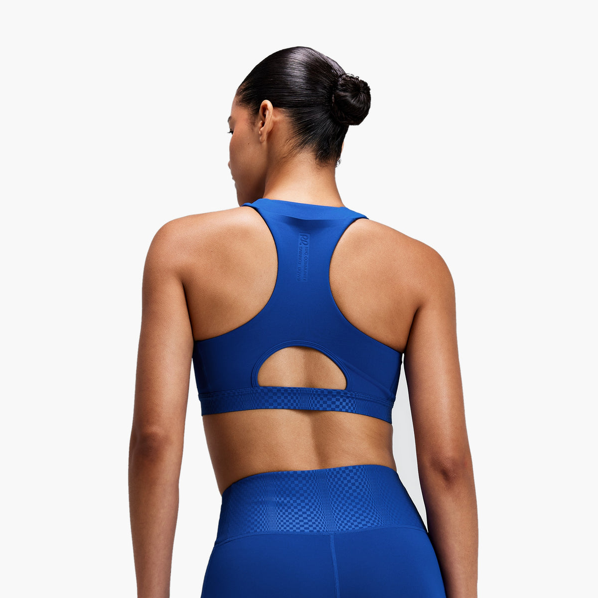 Women's Stamina-V Threshold Run Bra — on-body source 5 [WTSBP001FL26BHB.XS]