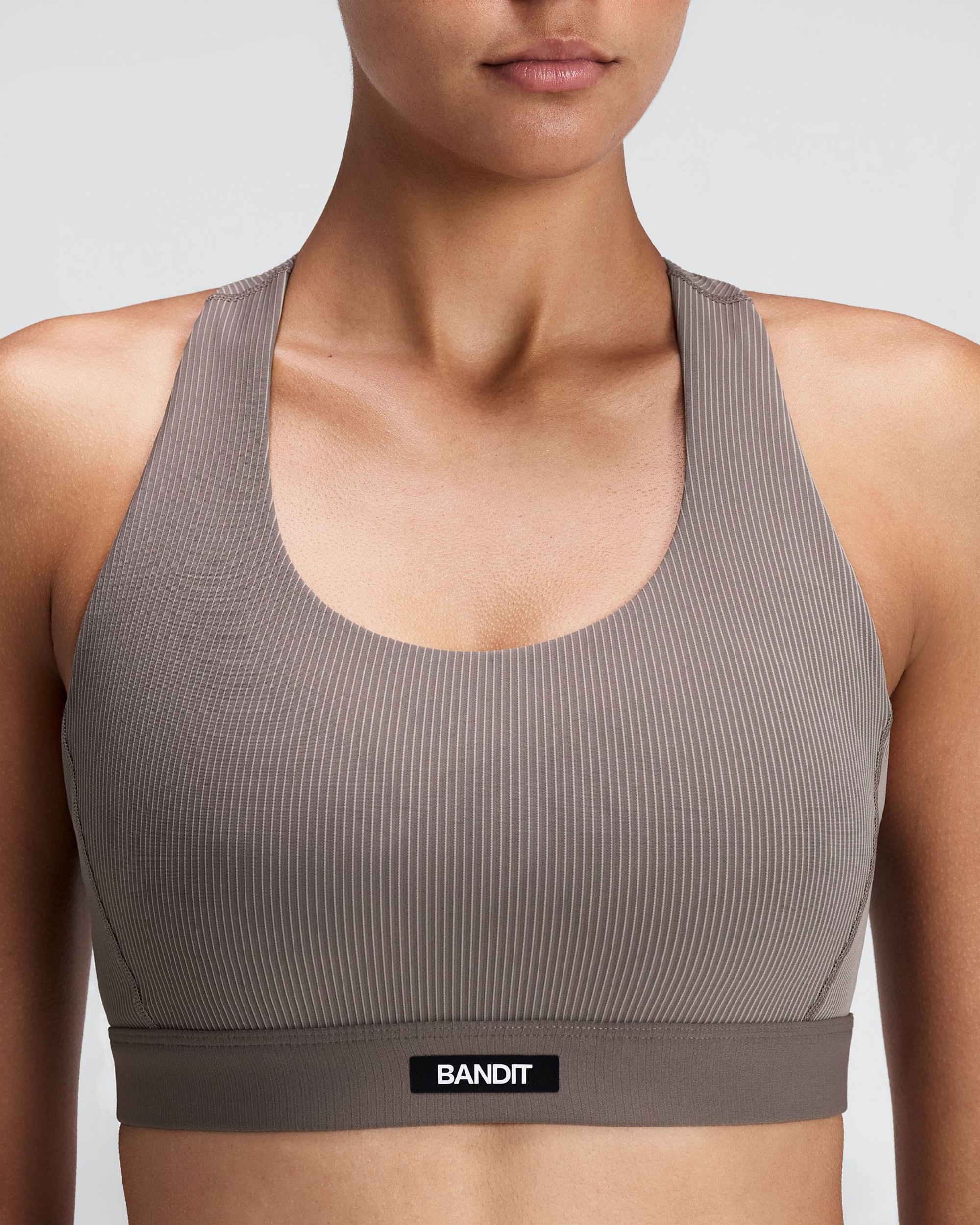 Women's Striped Cadence Scoop Neck T-Back Run Bra — Sweat-Wicking